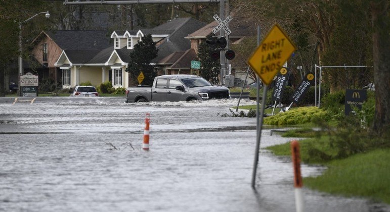 alerta de inundacoes awui em new orleans #brasileirosemneworleans