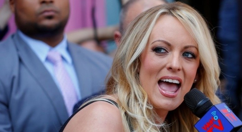 Donald Trump é acusado de ter subornado a atriz de filmes adultos Stormy Daniels 