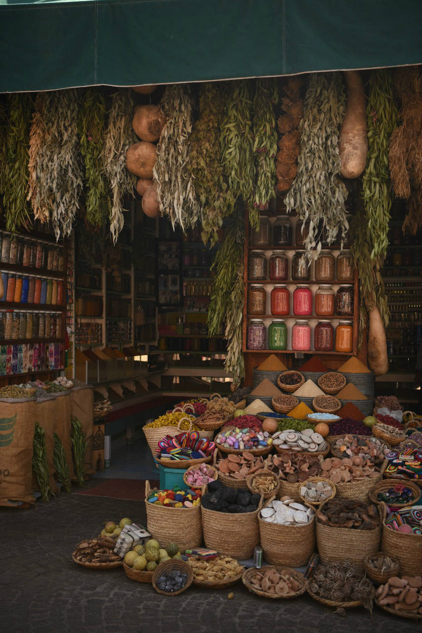 Variedade de temperos e produtos específicos chamam a atenção (Divulgação/Eudora)