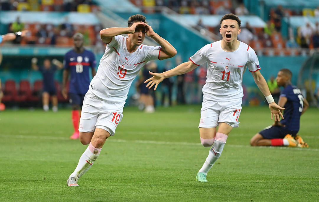 Espanha 1 x 0 Holanda: Iniesta consagra uma 'geração furiosa' com