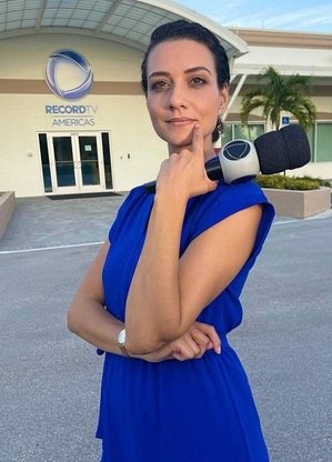Evelyn Bastos, repórter da Record