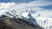 Maior geleira do Everest, Collado Sul está derretendo rapidamente