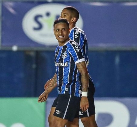 Everton - Ponta-Esquerda - 32 Anos - No Grêmio desde 21/08/2020 - Contrato até 31/12/2022