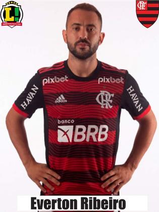 EVERTON RIBEIRO - 6,0 - Com a entrada da área bloqueada, o capitão do Flamengo não conseguiu construir bons lances, apesar de chamar o jogo enquanto esteve em campo.