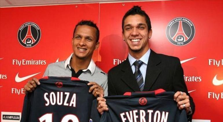 Everton Santos, ex-Corinthians, chegou ao PSG em 2008 comparando seu estilo ao de Robinho. Foi embora após disputar apenas três partidas