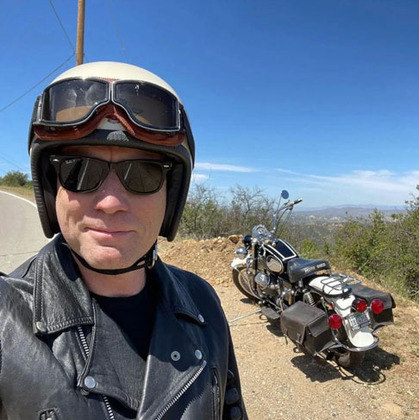 Ewan McGregor - O ator escocês é apaixonado por motos desde jovem. Ele disse que pegou o 