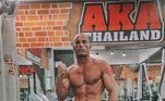 O atleta também é fundador do 'AKA Thailand', o primeiro resort de luxo para o treinamento de combates esportivos para todos. Mike afirma que o local é o paraíso
