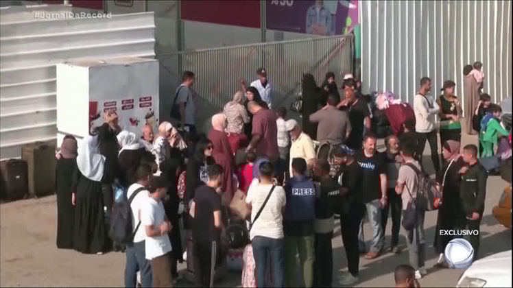 27º dia — O grupo com 34 pessoas que aguarda em Khan Younis, na Faixa de Gaza, para voltar ao Brasil ficou fora da segunda lista de estrangeiros autorizados a deixar a região