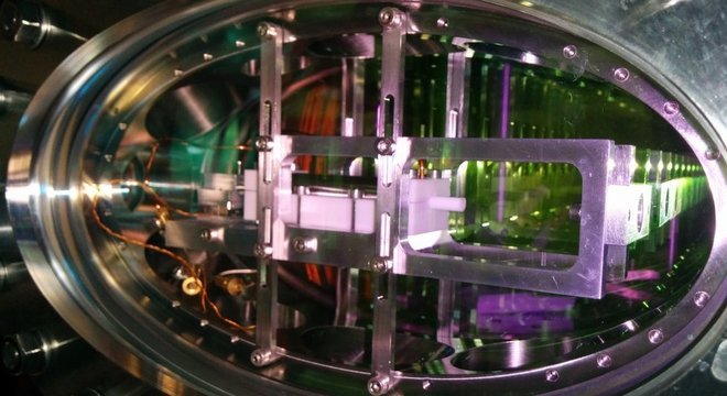 Experimento foi feito no vácuo