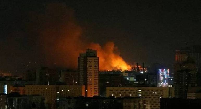 Explosões são vistas em Kiev, capital da Ucrânia