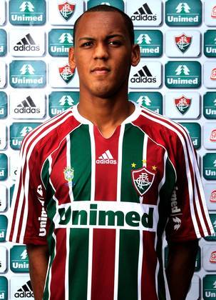 Fabinho: Com 17 anos, disputou a Copinha de 2011 pelo Paulínia e foi lateral-direito do Fluminense vice-campeão de 2012.