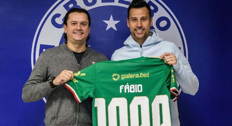 O silêncio do presidente Sérgio Rodrigues, em relação a Fábio, é doloroso. Havia combinado a renovação