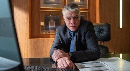 Fábio Assunção estuda enquanto aguarda trabalhos na Globo