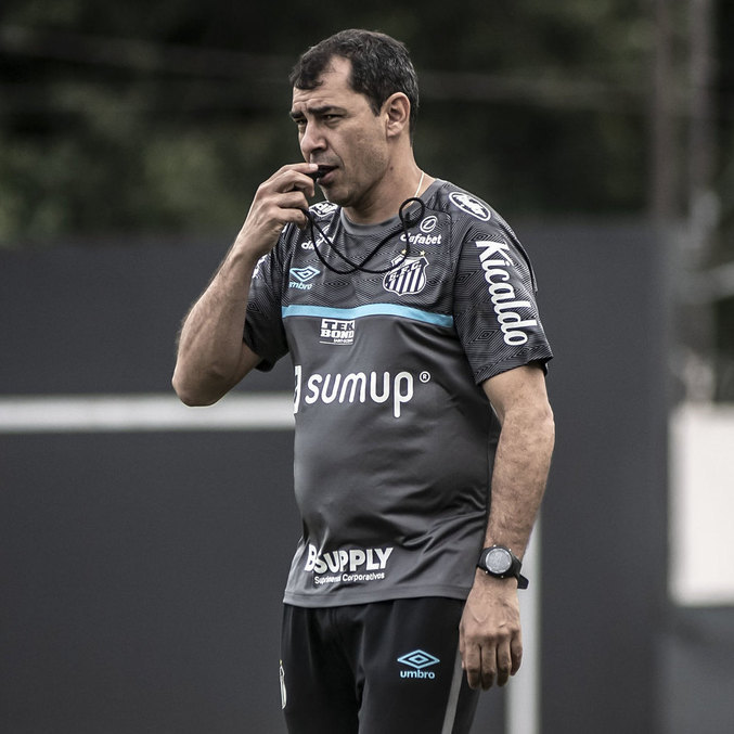 Técnico Fábio Carille terá o primeiro contato com o grupo para a temporada 2022