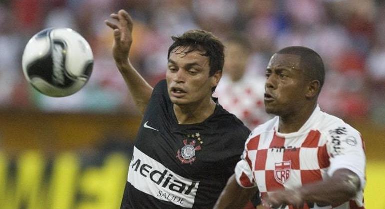Fábio Ferreira - zagueiro - 36 anos - Revelado pelo Corinthians, jogou pelo clube entre 2004 e 2008. Atualmente defende o Criciúma.