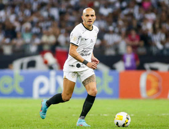 Fábio Santos - lateral-esquerdo - Corinthians