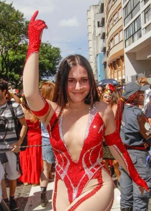 Alessandra Negrini deu show de antipatia em bloco