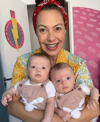 FABIULA NASCIMENTO - Aoa 44 anos, a atriz deu à luz os gêmeos Roque e Raul em janeiro de 2022. Eles são frutos do relacionamento com o ator Emílio Dantas. 