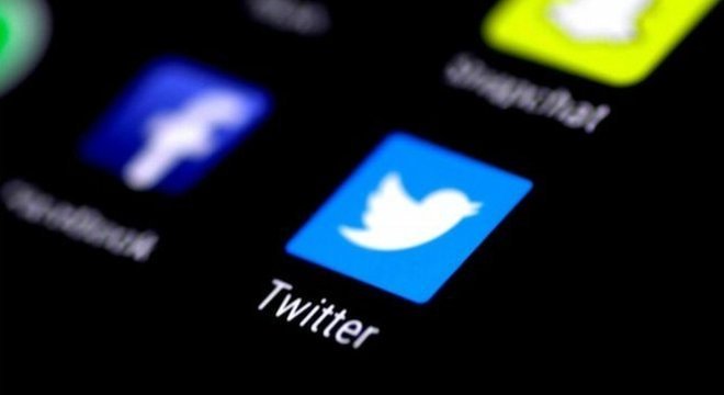 Facebook, Twitter e aplicativos como o WhatsApp têm sido terreno fértil para informações falsas sobre covid-19