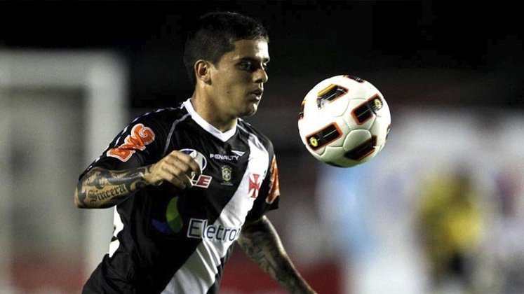 Fágner - O lateral-direito foi um dos grandes destaques do título da Copa do Brasil. Retornou em 2013 e depois saiu para o Corinthians, onde está até hoje.