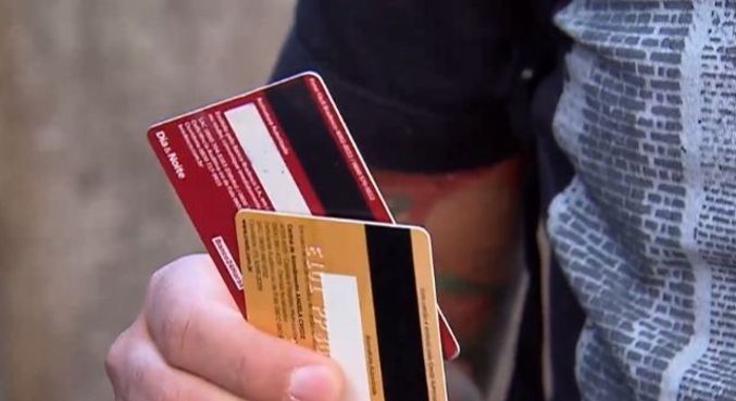 Uso do cartão de crédito se tornou mais frequente com o comércio eletrônico