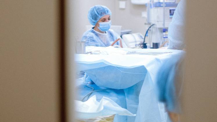 O&nbsp;Fala Brasil mostrou o caso de pessoas que sofrem com as sequelas do coronav&iacute;rus mesmo ap&oacute;s um ano da infec&ccedil;&atilde;o. Os cientistas chamam a situa&ccedil;&atilde;o de 's&iacute;ndrome da covid longa' e apesar de todos os estudos para entender, ainda n&atilde;o h&aacute; uma resposta exata. Saiba mais