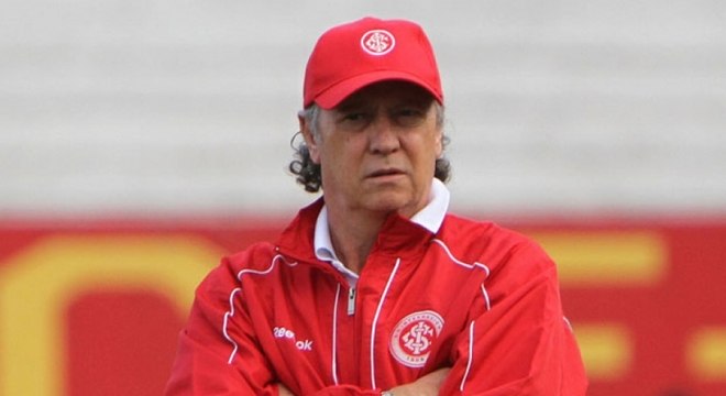Falcão nunca teve uma carreira sólida como treinador. Começou pela Seleção Brasileira, tem três passagens pelo Internacional, passou por Sport e Bahia, entre outros. Está no mercado.