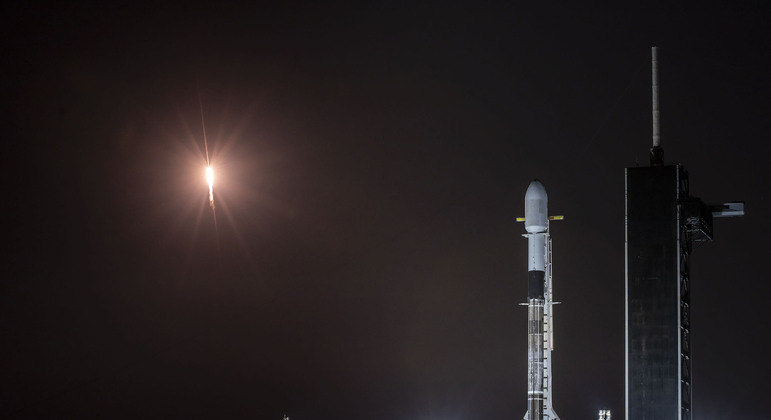 Satélites serão lançados por meio do foguete Falcon 9, da SpaceX