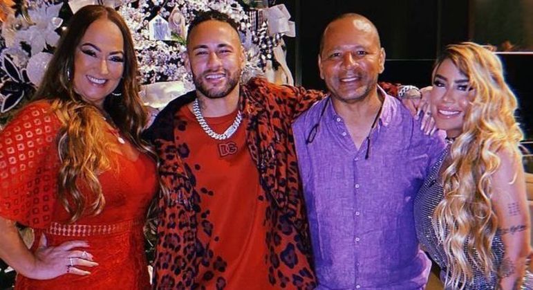A família de Neymar vai crescer! Após anunciar que a namorada, Bruna Biancardi, espera um filho, o jogador escreveu nas redes sociais que o novo filho chegará 