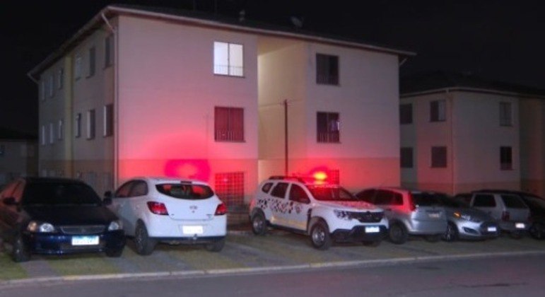 Mulher e os dois filhos são esfaqueados por companheiro da vítima em apartamento de SP