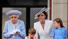Kate Middleton diz que filho Louis não entende a morte de Elizabeth 2ª