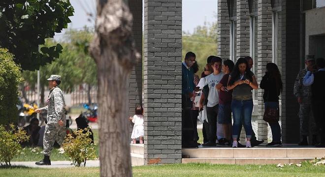 Familiares dos desaparecidos se reuniram em uma base da Força Aérea chilena