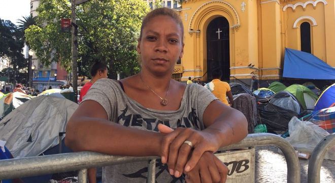 Fabiana da Silva: "Tinha tudo, até TV de plasma em minha casa"