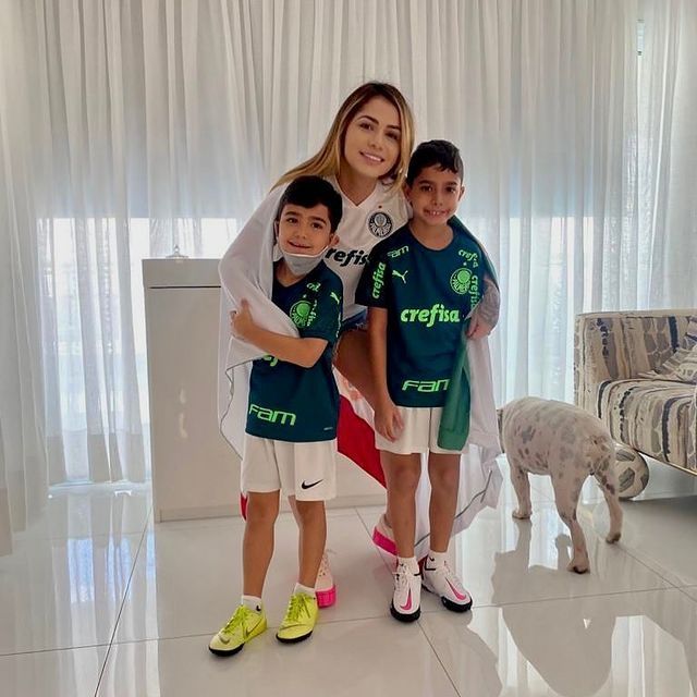 Se tem título do Palmeiras, tem cria da base usando óculos Juliet