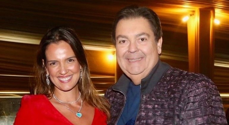 Apresentador de TV completa 72 anos nesta segunda-feira (2)