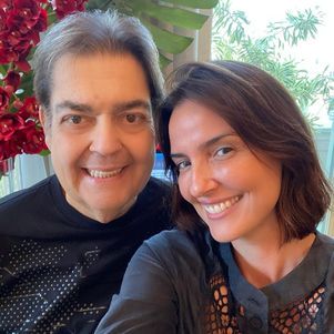 Fausto Silva e a mulher Luciana Cardoso. Ele começa em janeiro na Band e ela já está envolvida com o conteúdo do programa 