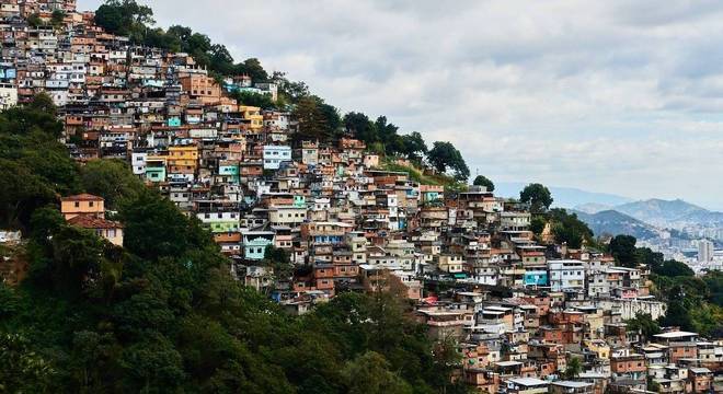 Resultado de imagem para favelas rio de janeiro