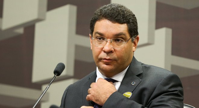 Secretário do Tesouro indica que projeção de PIB pode estar defasada