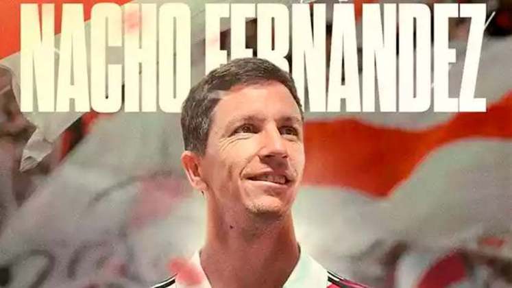 FECHADO - Depois de dois anos vestindo a camisa do Atlético-MG, o meio-campista Nacho Fernández está de volta ao River Plate. Nesta quinta-feira, o clube argentino anunciou a contratação do jogador de 32 anos, que assinou vínculo de três temporadas, até 2025.