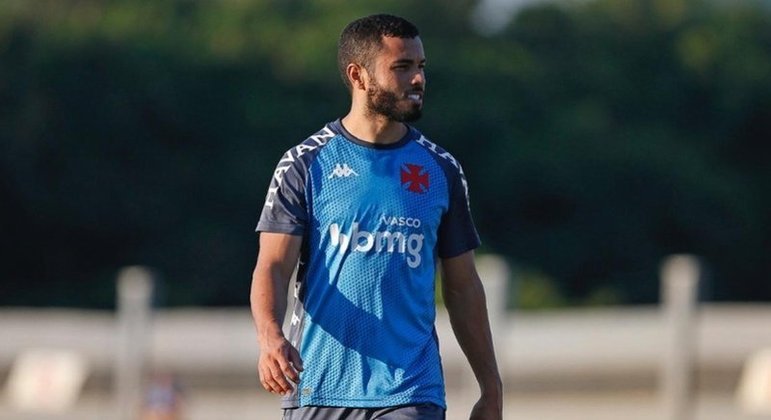 FECHADO - Mais um integrante da barca cruz-maltina! O Vasco anunciou, na tarde desta sexta-feira, a saída do atacante Morato para a próxima temporada. Com isso, o atleta não terá o contrato renovado após o término do vínculo e retornará ao RB Bragantino, clube pelo qual tem contrato até dezembro de 2022.