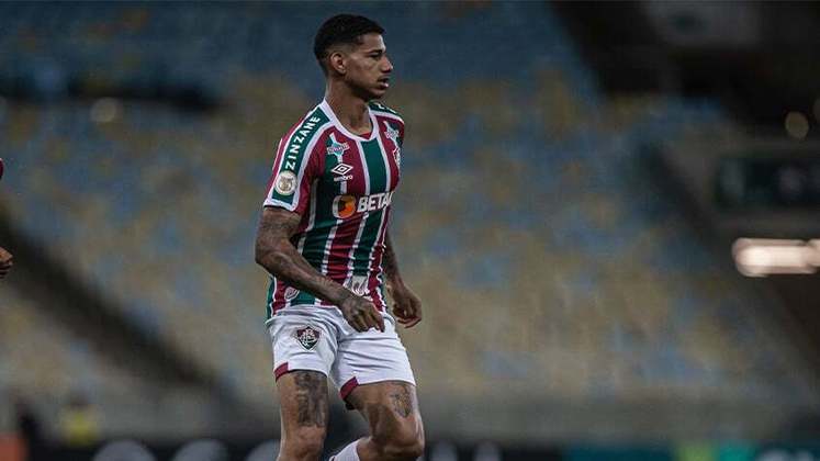 FECHADO - O atacante Marrony está fora do Fluminense. O jogador estava emprestado pelo Midtjylland, da Dinamarca, que pediu pelo seu retorno.