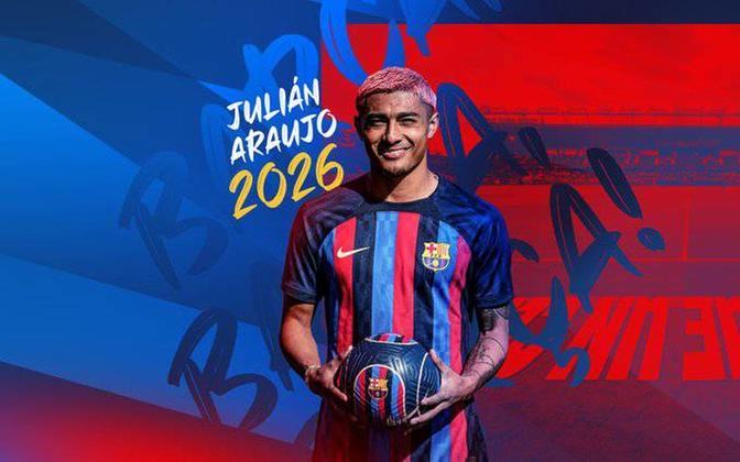 FECHADO - O Barcelona confirmou a chegada do zagueiro mexicano Julián Araujo, vindo do Los Angeles Galaxy. Ele assina até junho de 2026 e chega inicialmente para a equipe B.