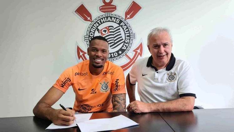FECHADO - O Corinthians acertou a renovação de contrato do goleiro Carlos Miguel, de 24 anos, que agora tem vínculo até até 31 de dezembro de 2025.