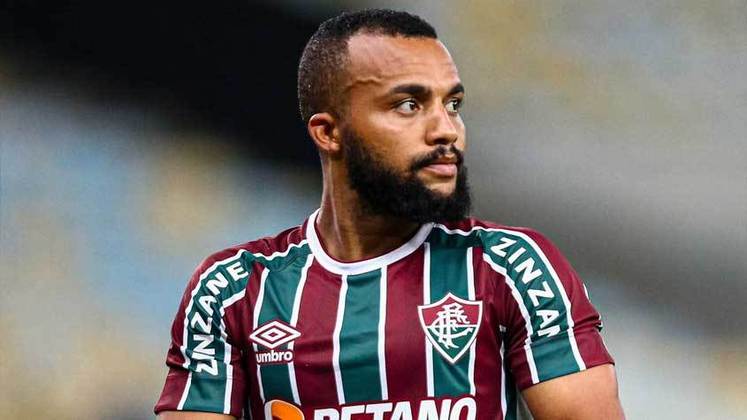 FECHADO - O Fluminense anunciou a renovação do contrato de Samuel Xavier. O novo vínculo do lateral-direito tricolor é válido até dezembro de 2024.