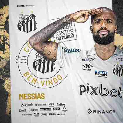 FECHADO - O Santos anunciou a contratação de seu primeiro reforço para temporada: o zagueiro Messias, de 28 anos. O jogador chegou em definitivo ao Peixe e assinou contrato por três temporadas. Ele se apresenta ao Clube no próximo dia 14, quando o elenco retorna para pré-temporada.