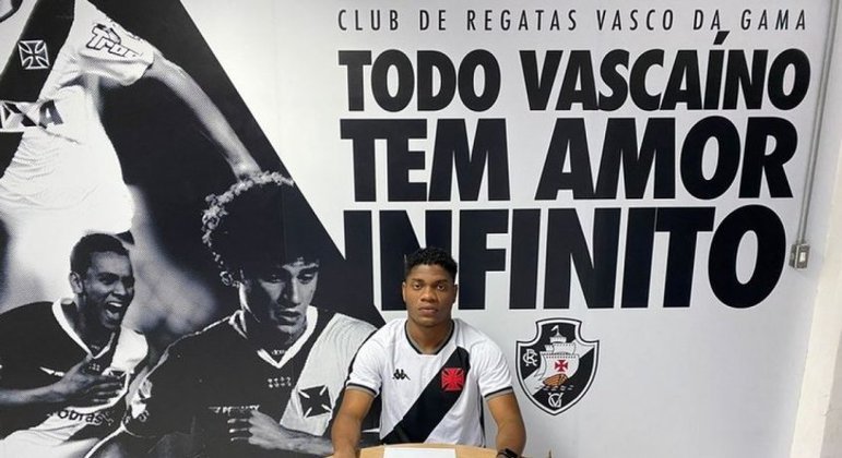 FECHADO - O Vasco anunciou, na manhã desta terça-feira, mais um contratação para sua equipe sub-20. Trata-se do do atacante Wendell que chegará em definitivo com contrato até fevereiro de 2024. 