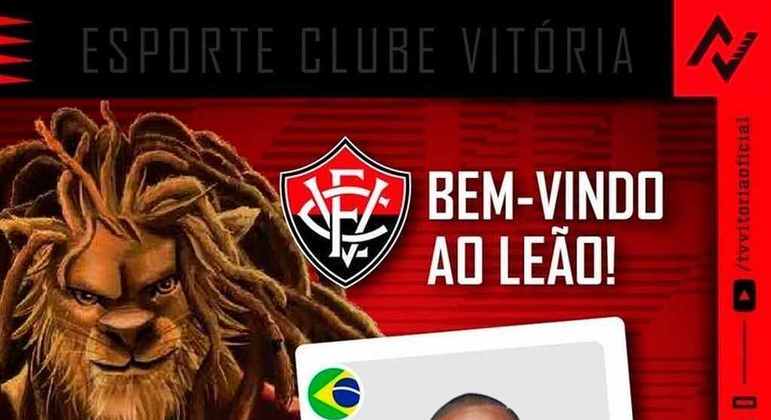 FECHADO - O Vitória anunciou a chegada do lateral-esquerdo Renan Luis para a temporada. O atleta vem do Figueirense e já pode defender o Leão após passar nos exames médicos e ser inscrito no BID.