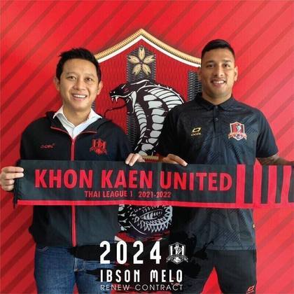 FECHADO - Revelado nas categorias de base do Santa Cruz, o atacante Ibson Melo acertou a sua renovação de contrato com o Khon Kaen United, da Tailândia. O novo contrato do brasileiro vai até junho de 2024.