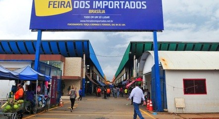 Vítima levou celular para conserto em uma loja