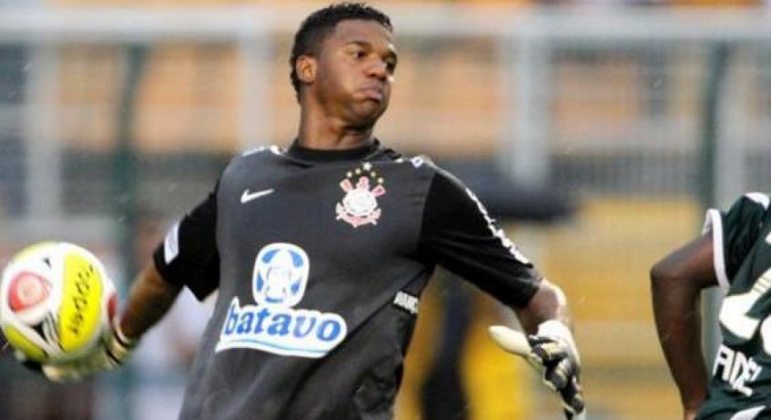 Felipe - goleiro - 37 anos - Jogou no Corinthians entre 2007 e 2010. Fez parte da reconstrução do clube após a Série B. Hoje defende o Botafogo-PB